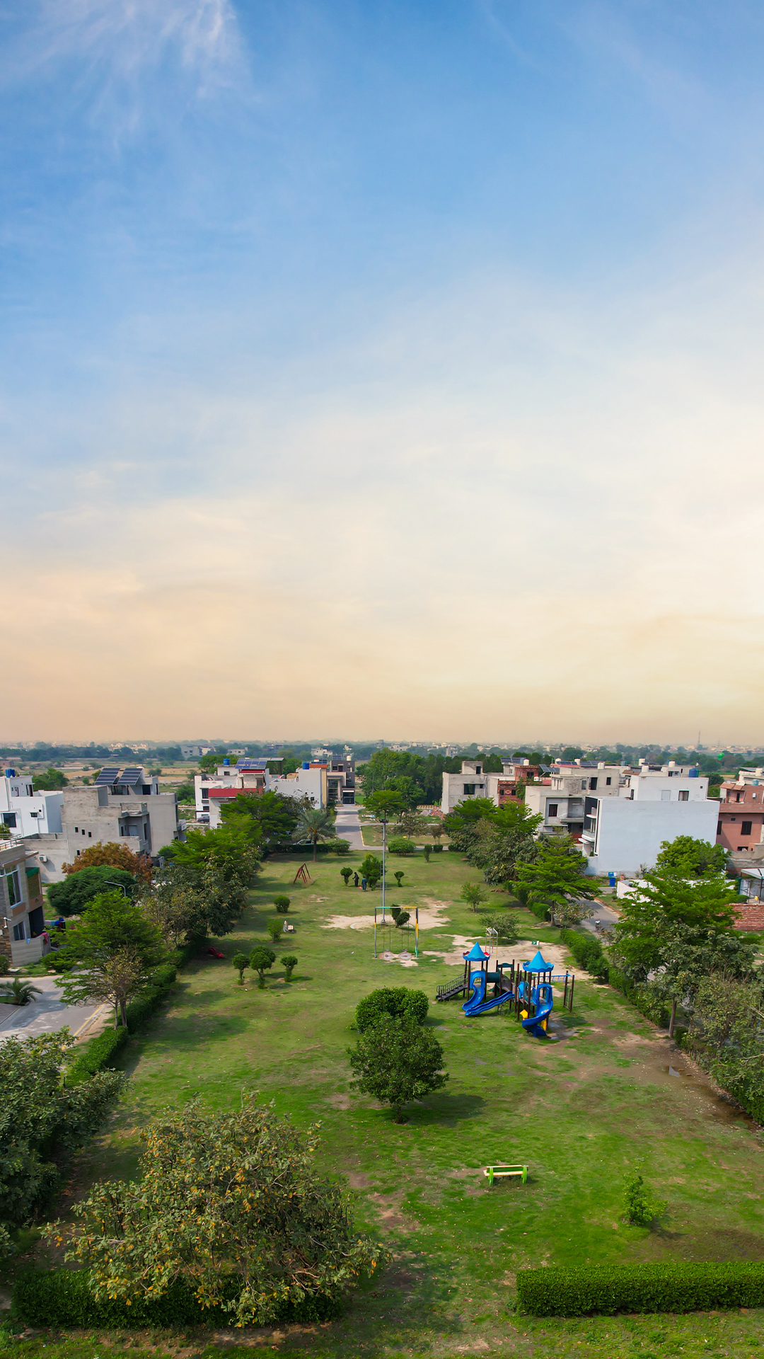 Amenities Banner Vertical Family Park.jpg
